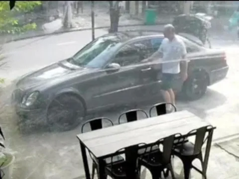 Camera an ninh tiết lộ chi tiết sốc về khoảnh khắc nghi người nước ngoài trộm ô tô ở Đà Nẵng