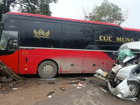 Hé lộ 1 chi tiết giật mình vụ 2 xe khách đấu đầu ở Lạng Sơn
