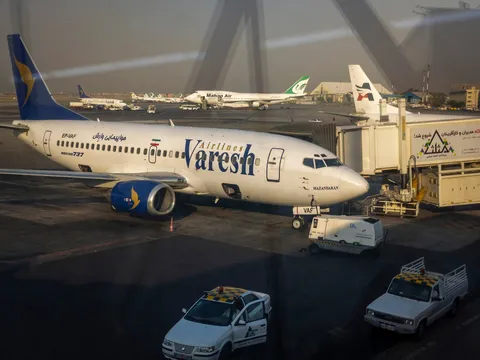 Israel tấn công phủ đầu Iran: Trung Quốc khuyến cáo công dân sơ tán, tìm hiểu các hầm trú bom