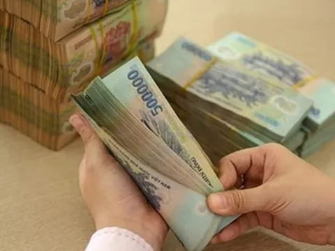 Áp dụng Bảng lương cơ bản mới gồm 3 mức 35 - 36 - 42 triệu đồng/tháng (chưa bao gồm phụ cấp, tiền thưởng...) áp dụng cho đối tượng nào theo Nghị định Chính phủ?