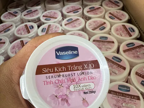 Sự thật hãi hùng bên trong "công xưởng" sản xuất kem trộn gắn mác Mỹ, Thái Lan quy mô "khủng" ở TPHCM, giả nhãn hiệu OLAY, ABUTINE C3C, Bạch Ngọc Liên, Vaseline