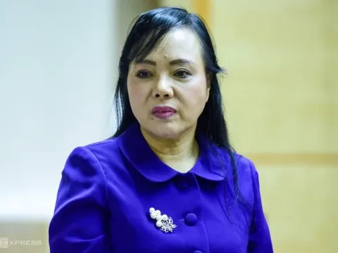 Bà Nguyễn Thị Kim Tiến khai chỉ nhận 7,5 tỉ đồng từ cấp dưới và không biết về nguồn gốc số tiền này