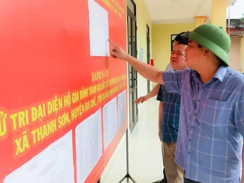 Chính phủ chốt chế độ chính sách mới năm 2026 cho Bí thư chi bộ, Trưởng thôn, Tổ trưởng tổ dân phố sẽ được trình vào thời gian nào?