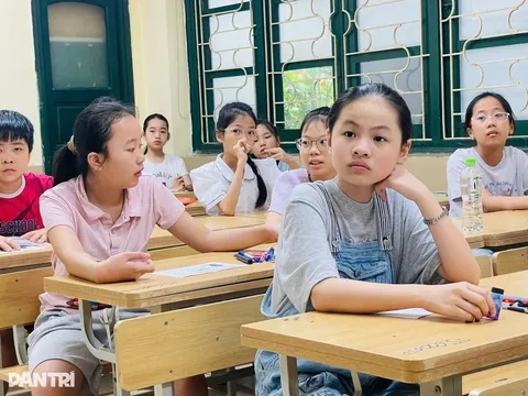 Tuyển sinh lớp 1, lớp 6 tại Hà Nội: Những điều nhất định cha mẹ không thể bỏ qua