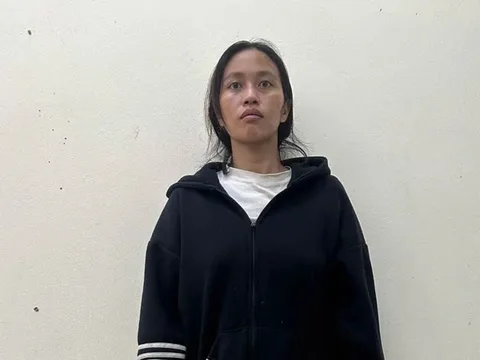 Bắt quả tang Cà Thị Ly có hành vi trái pháp luật