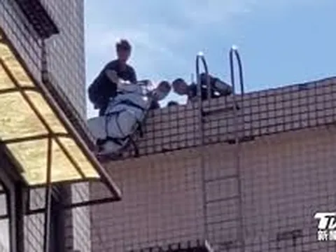 Phát hiện thi thể phân huỷ trong bể nước sinh hoạt, nhiều hộ dân nấu ăn và tắm bằng nước nhiễm tử thi