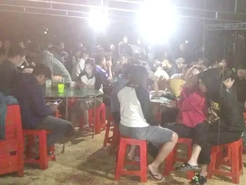 Sạc xe đạp điện tưởng vô hại, một học sinh thiệt mạng tức tưởi, hiểm họa chết người ít ai ngờ tới