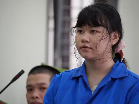 "Nữ quái" 17 tuổi cưỡng ép 5 thiếu nữ làm nhân viên massage