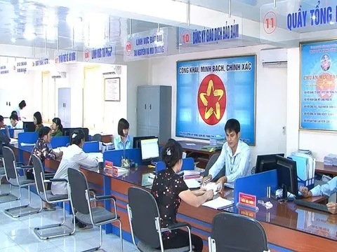 Cán bộ, công chức nghỉ việc được nhận tới 2 năm tiền lương: Chính sách mới không phải ai cũng biết!
