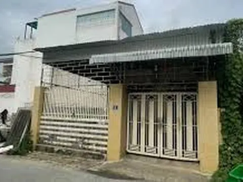 Vụ giải cứu nghẹt thở: Tự nhốt mình cùng 3 bình gas mở van, người đàn ông khiến cả khu dân cư rơi vào nguy hiểm