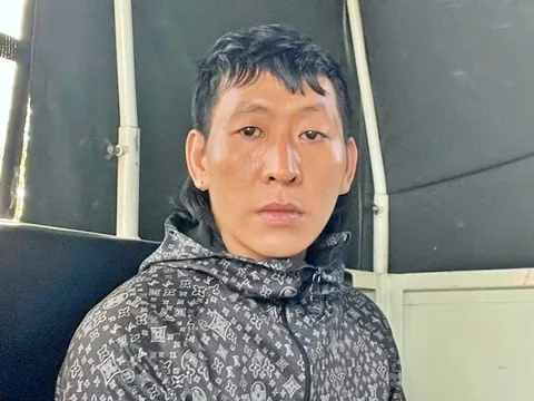 Nổi điên vì bị chê cách ứng xử, người đàn ông dùng dao tự chế chém trọng thương anh trai người tình