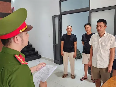 Triệt phá đường dây cá độ bóng đá liên tỉnh 2.000 tỷ đồng, thu giữ hơn 10.000 trang tài liệu và tang vật