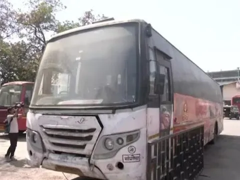 Cô gái 25 tuổi bị cưỡng hiếp trên xe buýt, cảnh sát tăng cường truy lùng "yêu râu xanh"