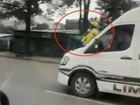 Vụ clip xe limousine "chở người" trên nắp capo chạy băng băng ở Hà Nội: Hé lộ nguyên nhân bất ngờ