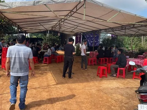 Vụ 3 mẹ con tử vong trong căn nhà khóa trái ở Gia Lai: Phát hiện chai thuốc diệt cỏ ở hiện trường, camera tiết lộ hình ảnh gì?