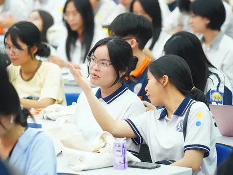 Nhiều trường đột ngột loại khối C, Bộ Giáo dục vào cuộc