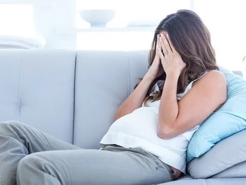 Mẹ chồng muốn đặt tên cháu theo người yêu cũ của chồng – tôi chết lặng khi biết lý do