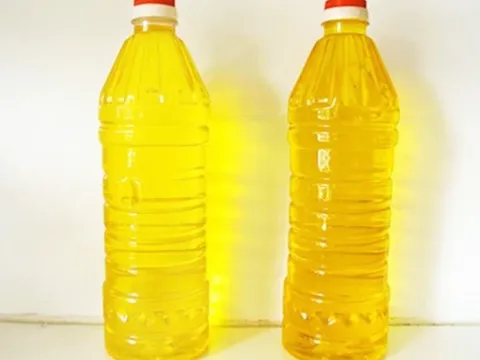 Dầu ăn chăn nuôi biến thành dầu ăn cho người: Bộ Y tế cảnh báo nguy cơ nghiêm trọng