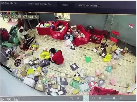 Clip dài hơn 1 phút gây phẫn nộ: Nam thanh niên xông vào kho, đạp đầu shipper, đấm đá dã man