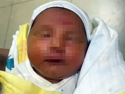 Xót xa: Bé gái sơ sinh bị bỏ rơi, kèm bức thư tay nhắn nhủ người nhặt được hãy nuôi cháu như con ruột