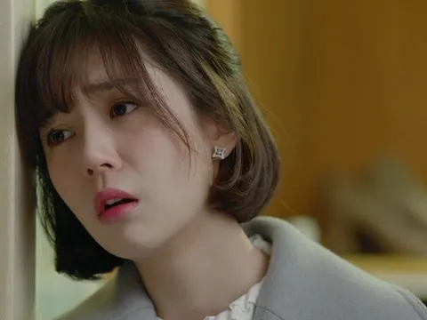 Yêu 1 năm chỉ được tặng 10 bông hồng, tôi vơ đem bỏ rồi đòi chia tay, đọc tin nhắn của bố đơn thân mà run lẩy bẩy