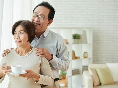 Giữ kín 2 điều với con cái, bà cụ 69 tuổi ở Trung Quốc sống an nhàn tuổi già