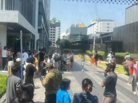 Nhiều tòa nhà tại Bangkok, Thái Lan rung lắc mạnh do trận động đất mạnh 5,4 độ richter tại Myanmar