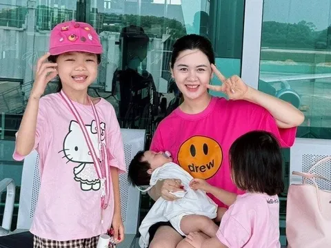 Vợ Quế Ngọc Hải một mình ôm 3 con về quê ngoại tránh bão, ước gì có chồng ở nhà