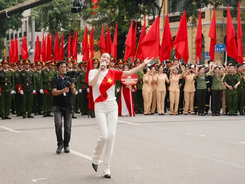 Bỏ lỡ sân khấu Quốc khánh 2/9, Hồ Ngọc Hà hé lộ lý do thật sự ở châu Âu