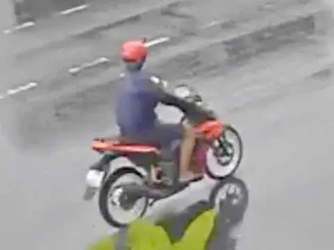 Vừa lĩnh lương đã tiêu sạch, bị vợ la mắng, chồng trẻ “túng quá làm liều”