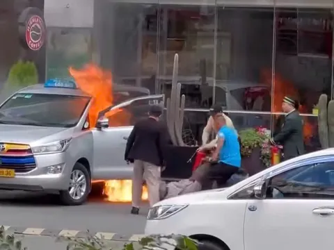 Vụ tài xế mắc kẹt trong xe taxi đang cháy: Nhân chứng kể lại giây phút giải cứu nghẹt thở