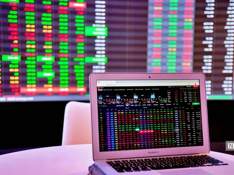 Lăng kính chứng khoán 25/9: Kiểm tra lại vùng tranh chấp 1.280 – 1.290 điểm