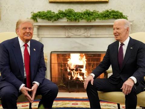 Ông Trump và ông Biden gặp mặt tại Nhà Trắng, cam kết chuyển giao quyền lực trong hòa bình