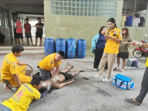 Người đàn ông say rượu bị đánh hội đồng đến chết vì đòi "quan hệ" với phụ nữ