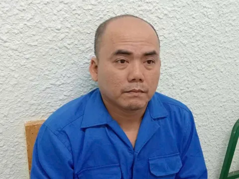 Bắt khẩn cấp tài xế xe khách tự tông dải phân cách làm 3 người tử vong ở Phú Yên