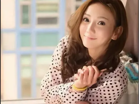 Sau 6 năm lẩn trốn tại Mỹ, 1 người mẫu bị bắt giữ và trục xuất về nước