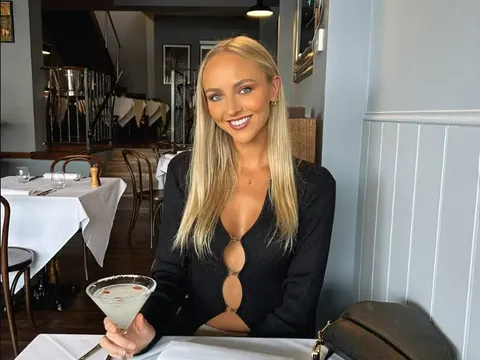 Sau thử thách “ngủ với 600 người trong năm 2024", cô gái Úc mong đợi 1 tình yêu đích thực