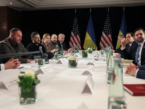 Ukraine cảnh báo về tương lai bất định nếu mất viện trợ quân sự từ Mỹ