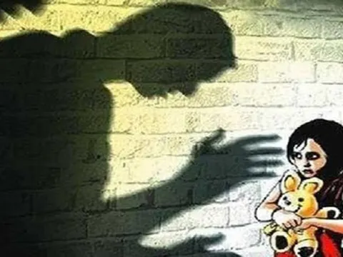 4 người phụ nữ bị cáo buộc che giấu hành vi sàm sỡ trẻ em tại trường mẫu giáo