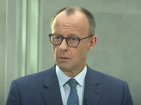 Thủ tướng đắc cử Đức khẳng định không phát triển vũ khí hạt nhân, kêu gọi hợp tác với NATO