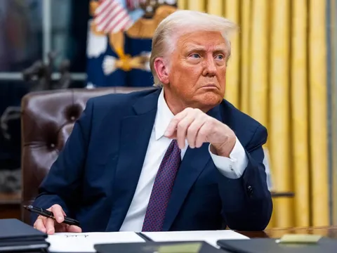 Những quyết sách mạnh mẽ và gây tranh cãi của Tổng thống Trump trong giai đoạn đầu của nhiệm kỳ thứ hai