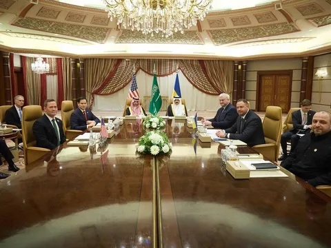 Mỹ nối lại viện trợ quân sự cho Ukraine sau thỏa thuận ngừng bắn, hy vọng Nga đồng ý