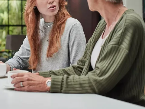 Mẹ chồng độc đoán khiến tôi mệt mỏi, phải đấu tranh để được "làm mẹ" đứa con của chính mình