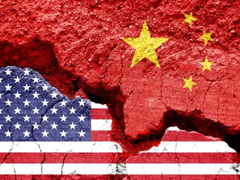 Trung Quốc đáp trả thuế quan Mỹ bằng loạt biện pháp cứng rắn, đệ đơn kiện lên WTO