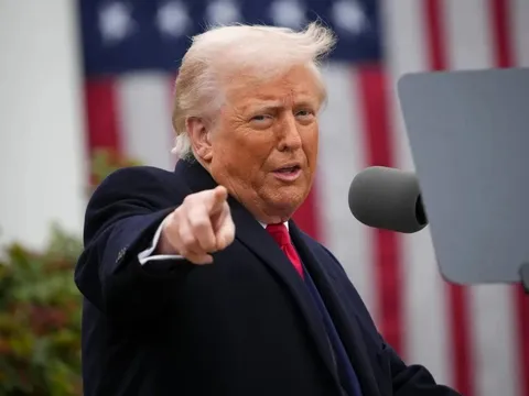 Mỹ cảnh báo đánh thuế bổ sung 50%, Trung Quốc đáp trả cứng rắn