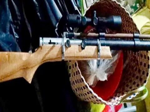 Rao bán súng trên MXH, Trương Vô Kỵ bị bắt