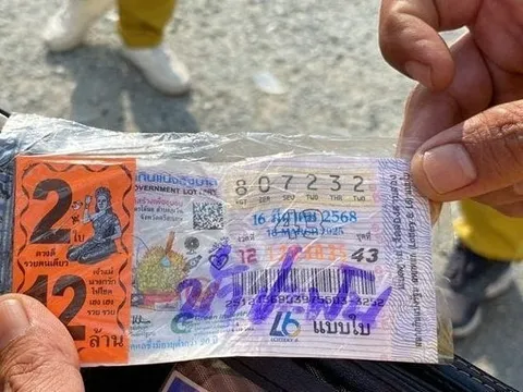 Trúng số chưa kịp nhận thưởng, người đàn ông thiệt mạng dưới bánh xe đầu kéo