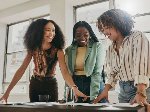 Khi Gen Z đổ xô theo đuổi ngành nghề từng bị xem là "nhàm chán nhất thế giới"