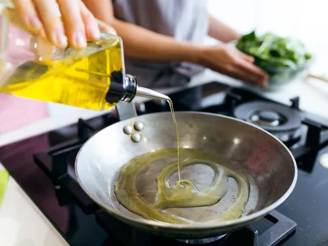 Tiềm ẩn nguy cơ gây ung thư từ nguyên liệu quen thuộc mà mọi căn bếp đều có