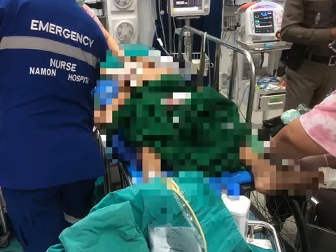 "Khoe" súng với bạn, cậu bé Thái Lan 14 tuổi vô tình tự bắn 5 phát đạn vào ngực